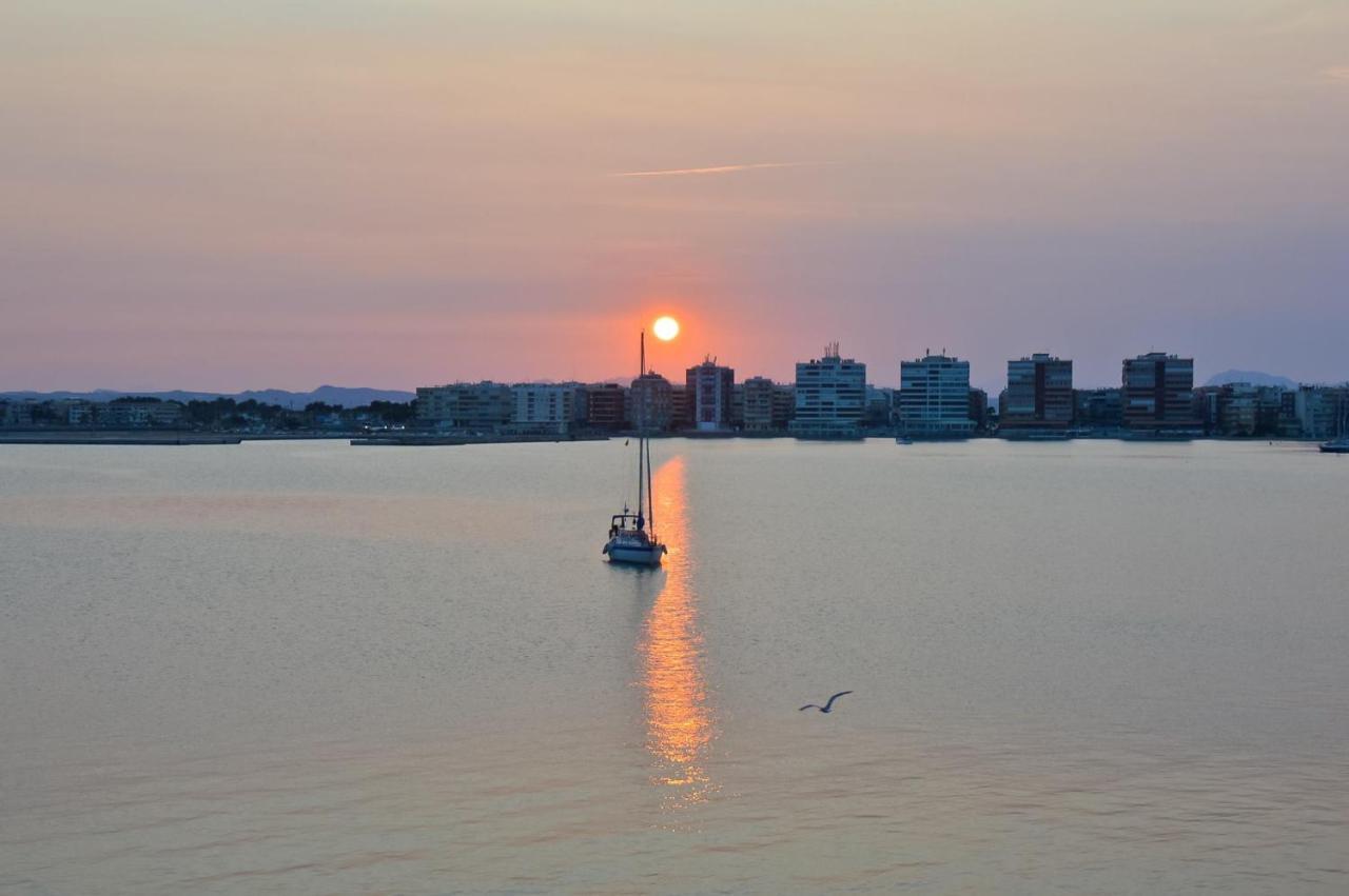 Apartments Cura Beach ตอร์เรเวียคา ภายนอก รูปภาพ