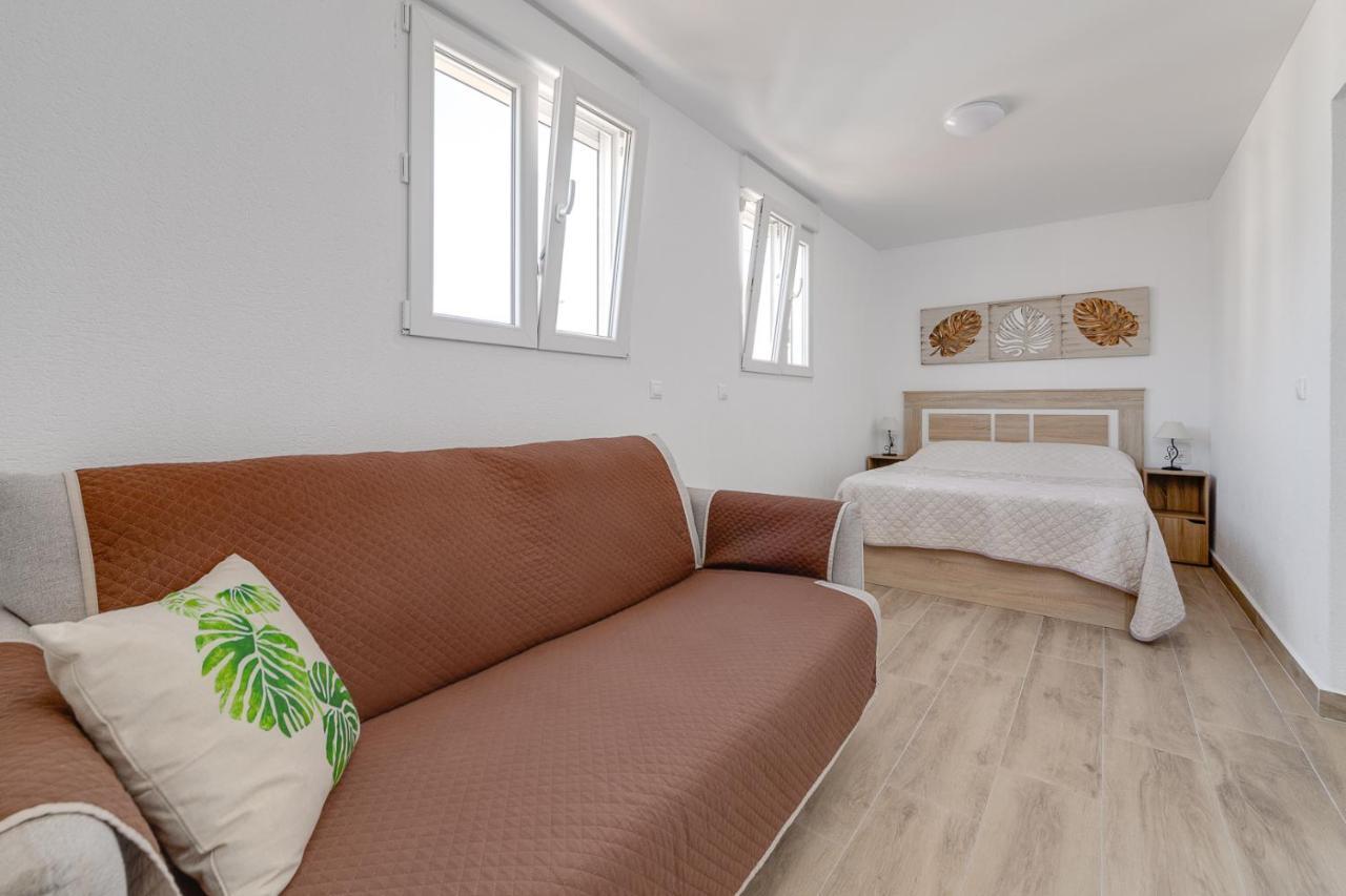 Apartments Cura Beach ตอร์เรเวียคา ภายนอก รูปภาพ